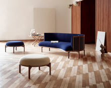 RF1903F Sideways Footstool